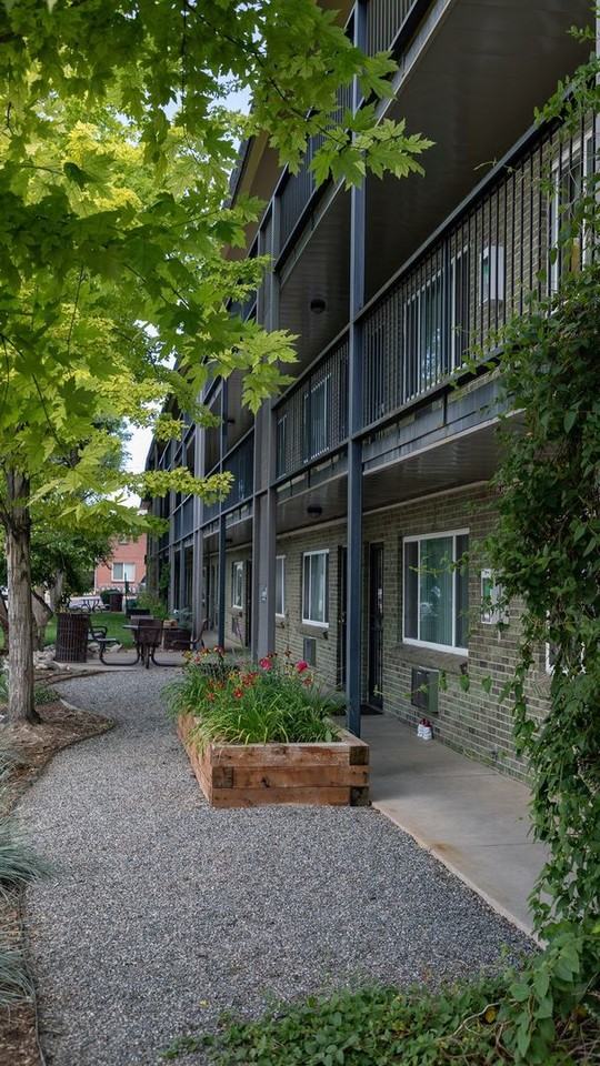 LARA LEA APARTMENTS LLLP - Photo 2 of 6