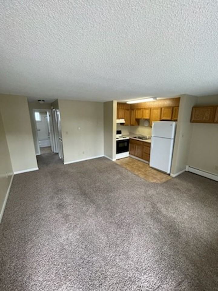 LARA LEA APARTMENTS LLLP - Photo 3 of 6