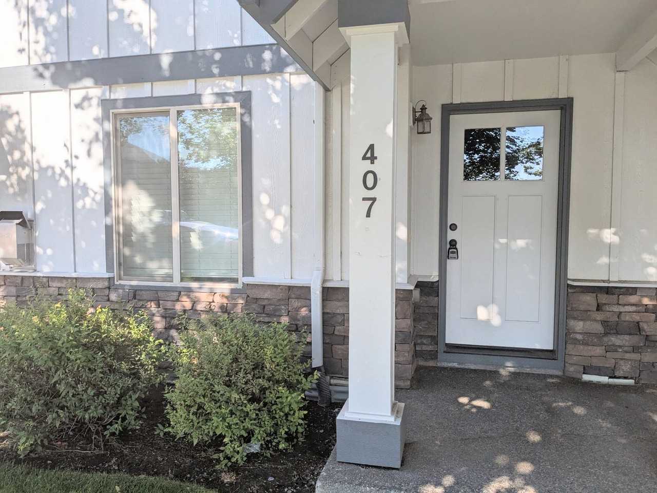 407 Northwest 25th Street