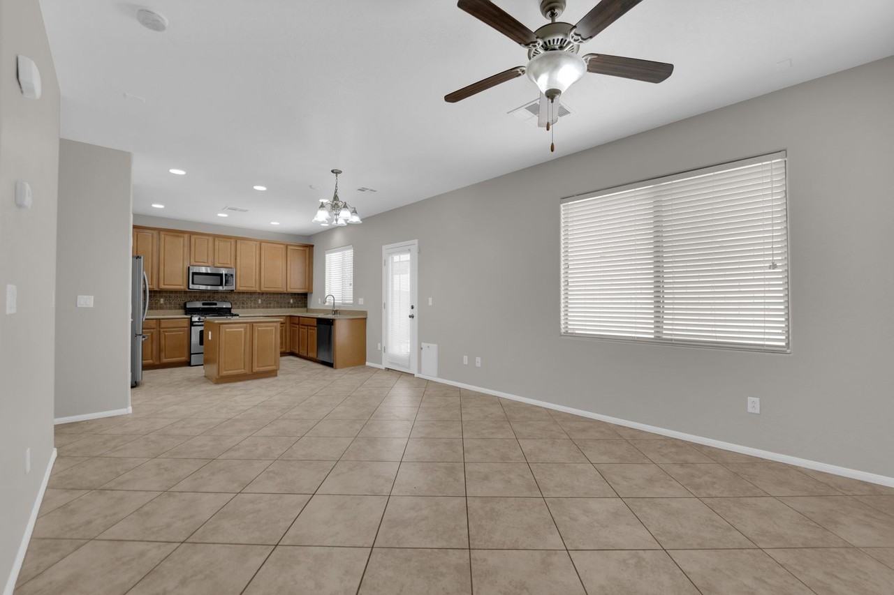 685 Calamus Palm Pl - Photo 2 of 19