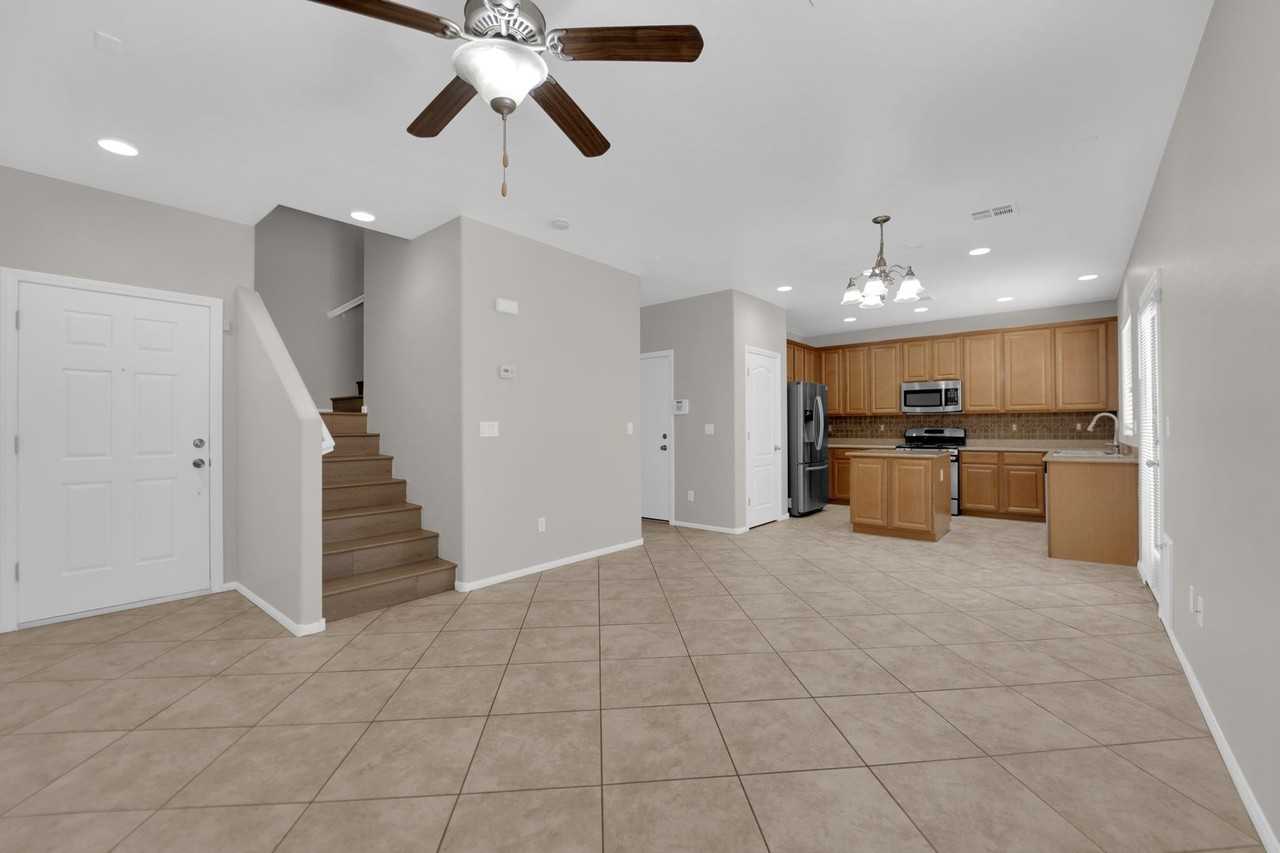 685 Calamus Palm Pl - Photo 3 of 19