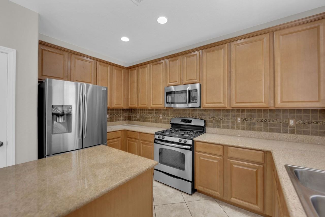 685 Calamus Palm Pl - Photo 5 of 19