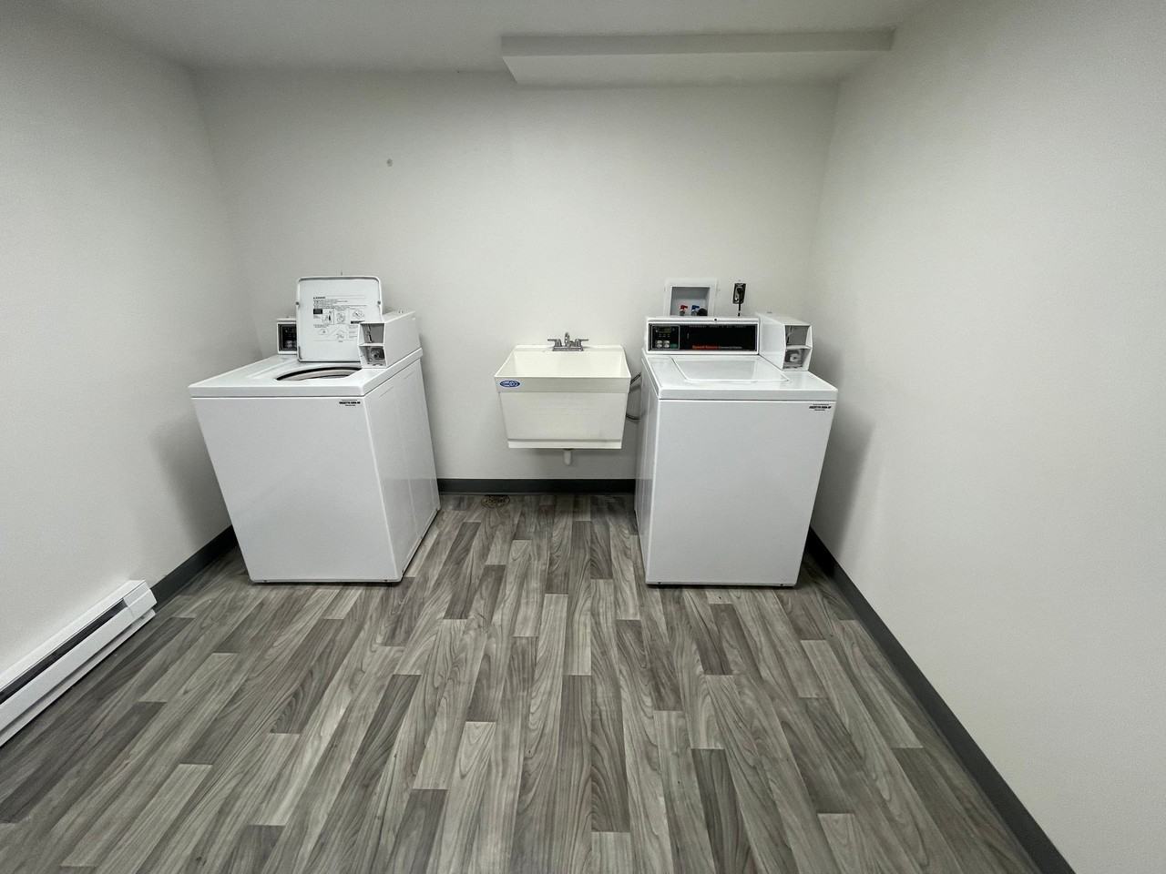 Colton 20 Apartments - Photo 3 of 8