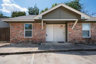 311 Kings Way Drive, Mansfield, TX 76063 - Photo 1 of 1