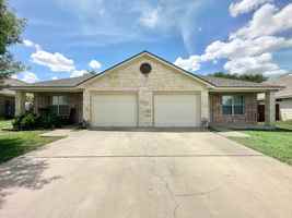 featured image of 4203 Cambridge Dr