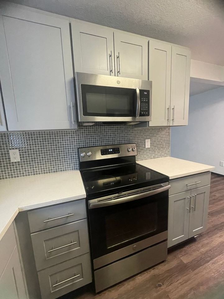 2110 NE 65th St. - Photo 5 of 27