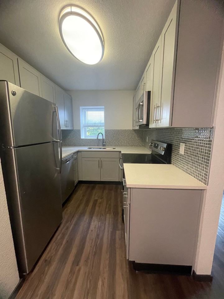 2110 NE 65th St. - Photo 6 of 27