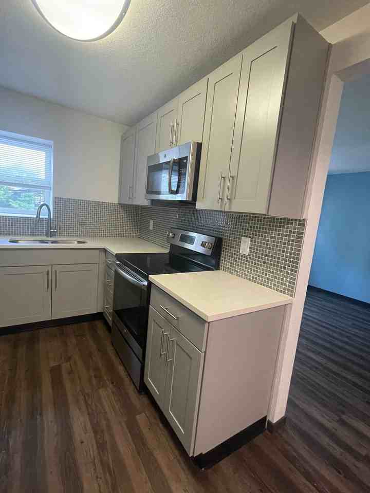 2110 NE 65th St. - Photo 7 of 27