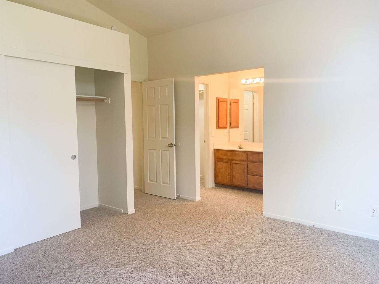 9081 Paseo Grande Way - Photo 2 of 16