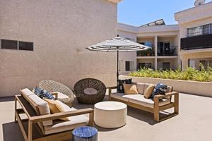 featured image of 1435 Stanley Ave