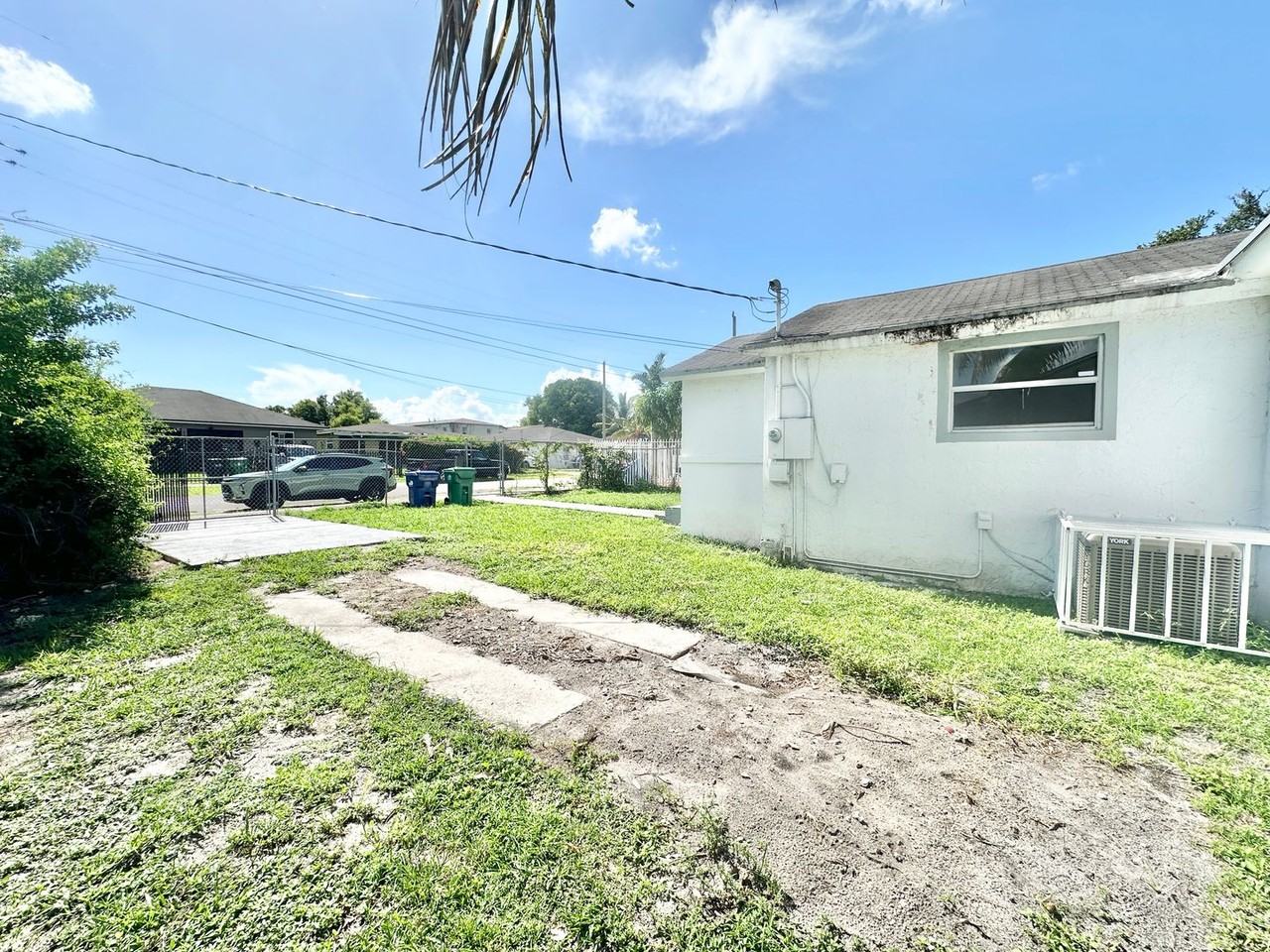 7156 Nw 15th Ct - Photo 3 of 26