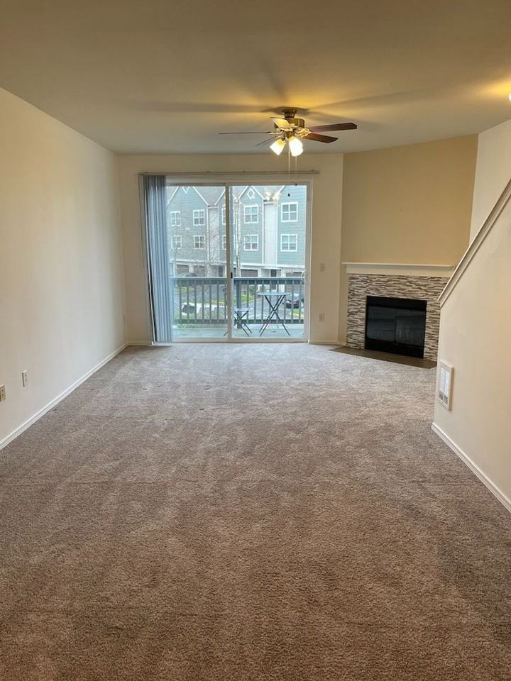 3116 164th St Sw #2211 - Photo 3 of 21