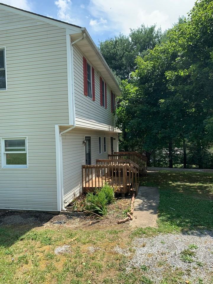 2837 Walls Branch Rd - Photo 7 of 15