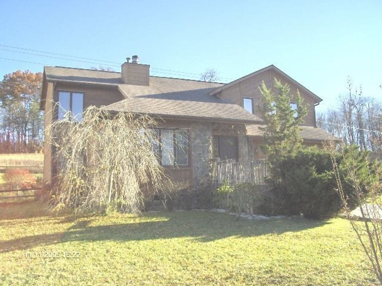 406 Mount Tabor Rd - Photo 2 of 4