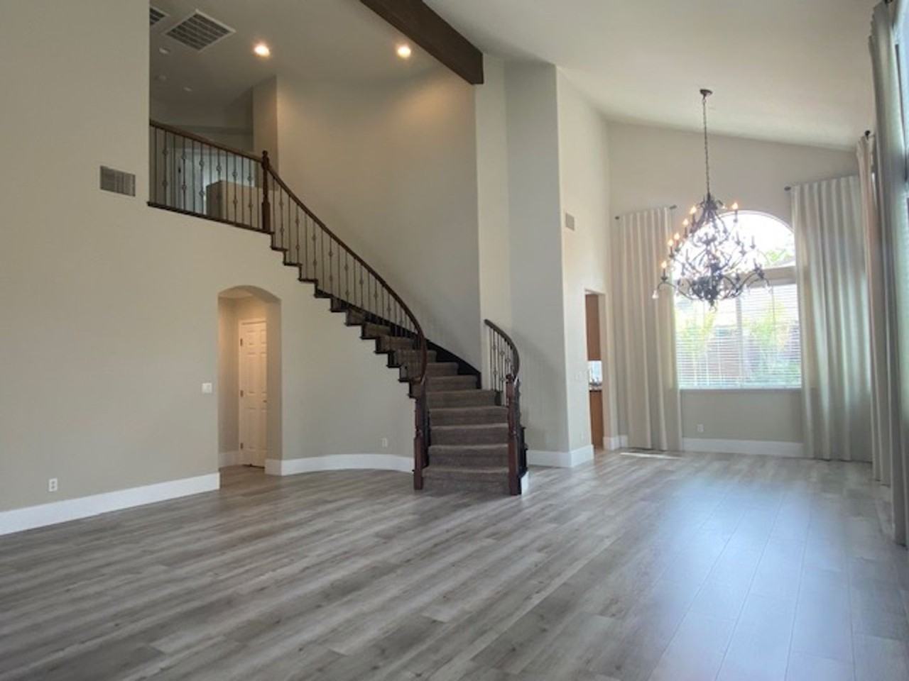1957 Saint Patrick Way - Photo 3 of 18