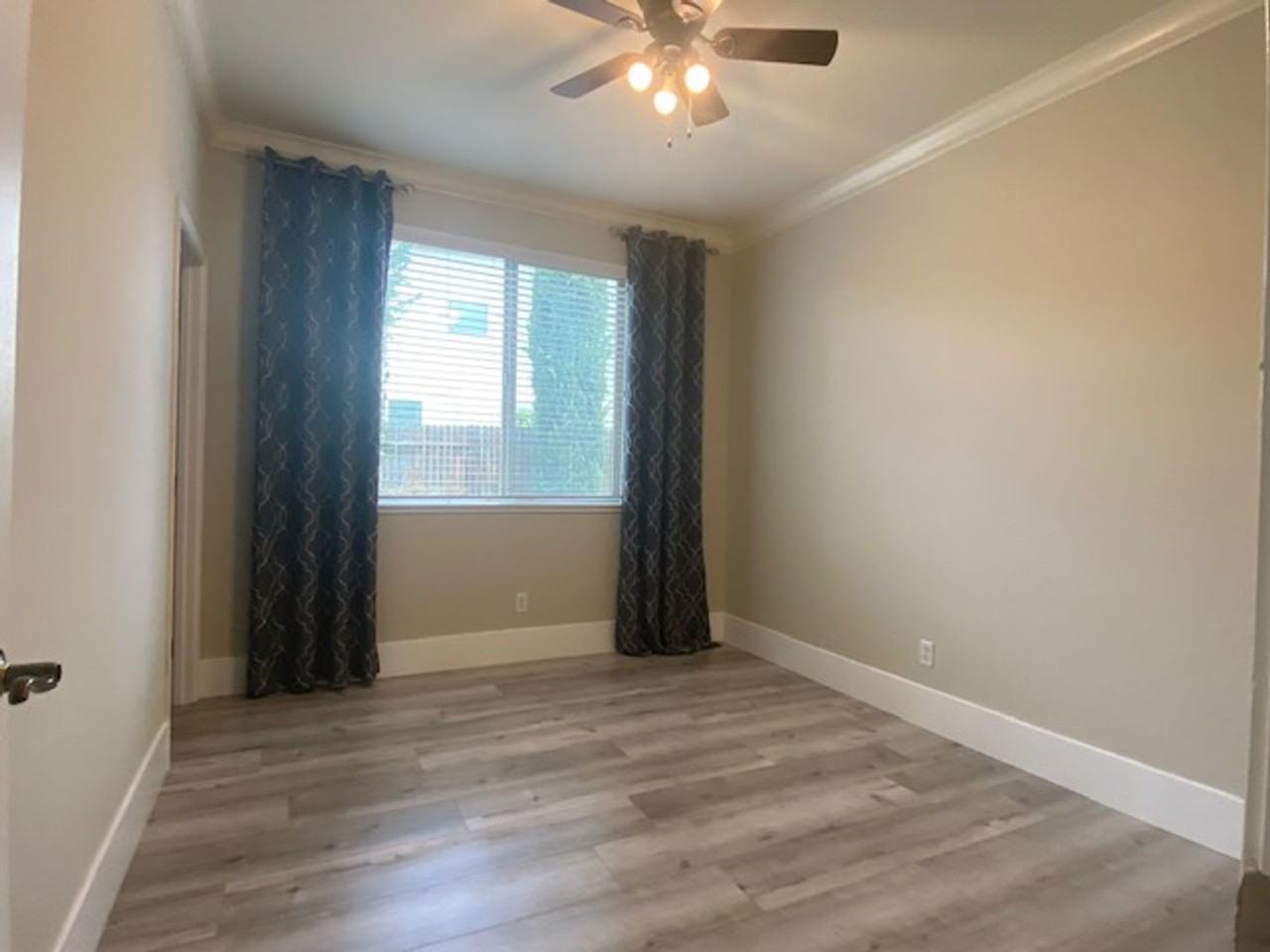 1957 Saint Patrick Way - Photo 7 of 18
