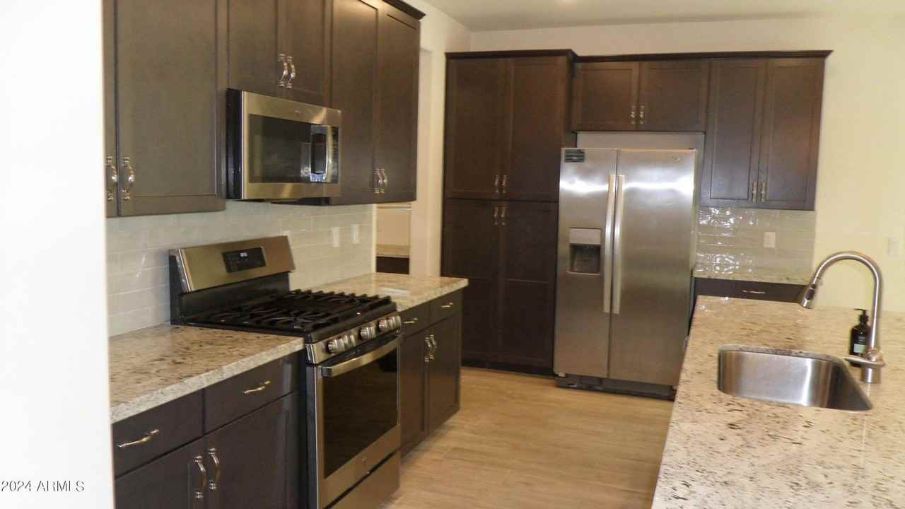 18829 W San Miguel Ave - Photo 3 of 3