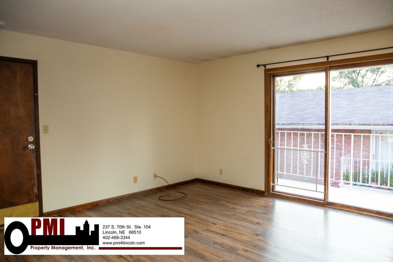 2323 D St #5 - Photo 2 of 23