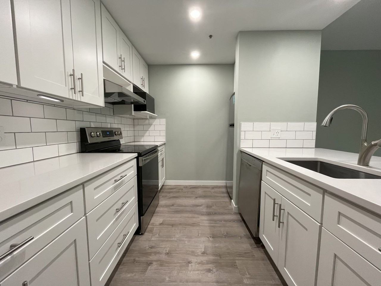 1730 S Harbor Way #303 - Photo 4 of 24