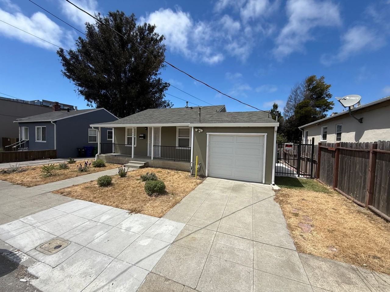 435 46th St - Photo 2 of 24