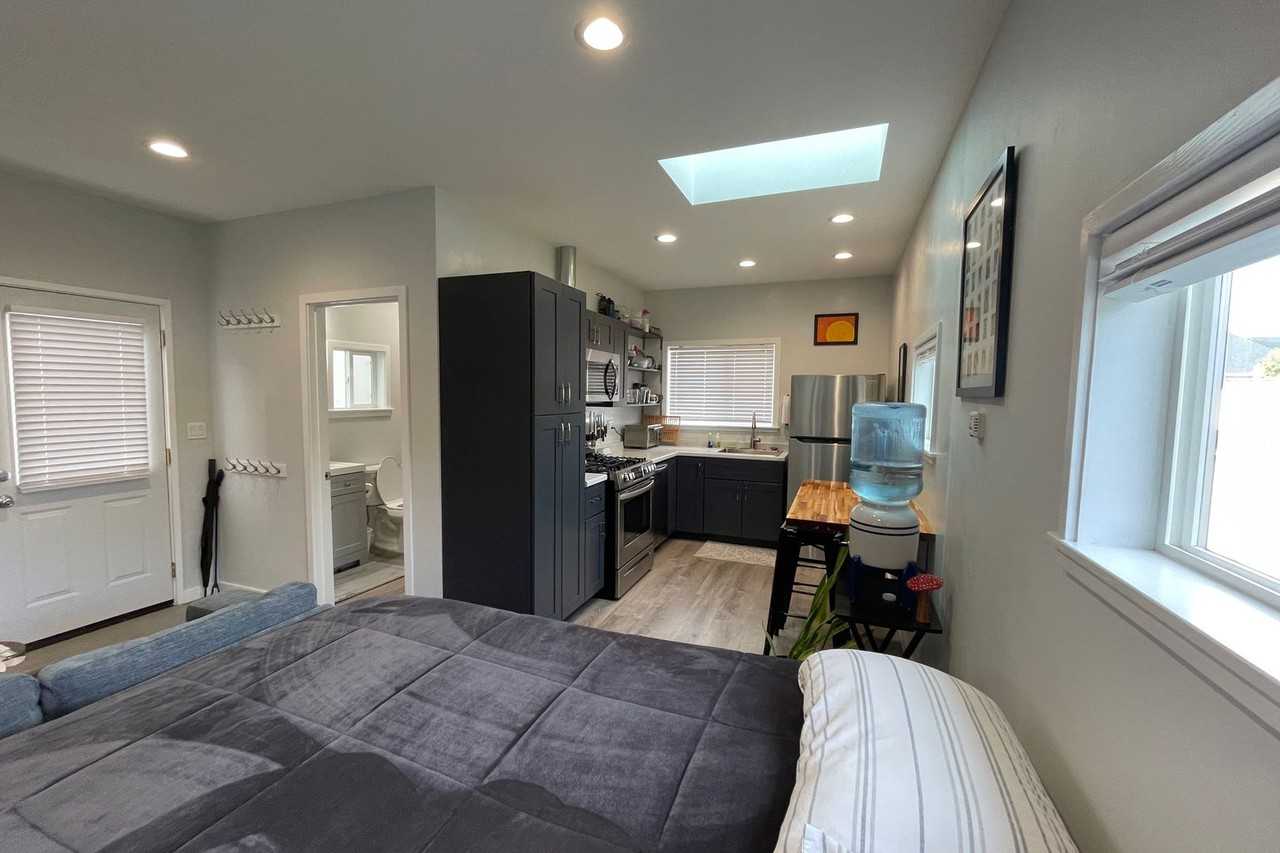 1329 E St #3 - Photo 6 of 14