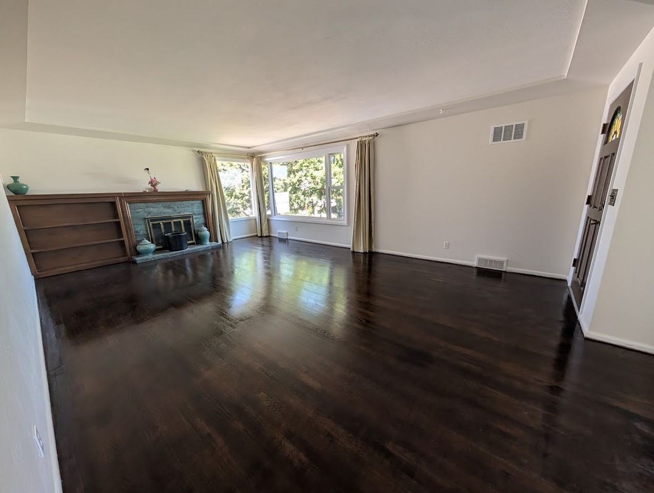 600 18th Ave - Photo 2 of 20