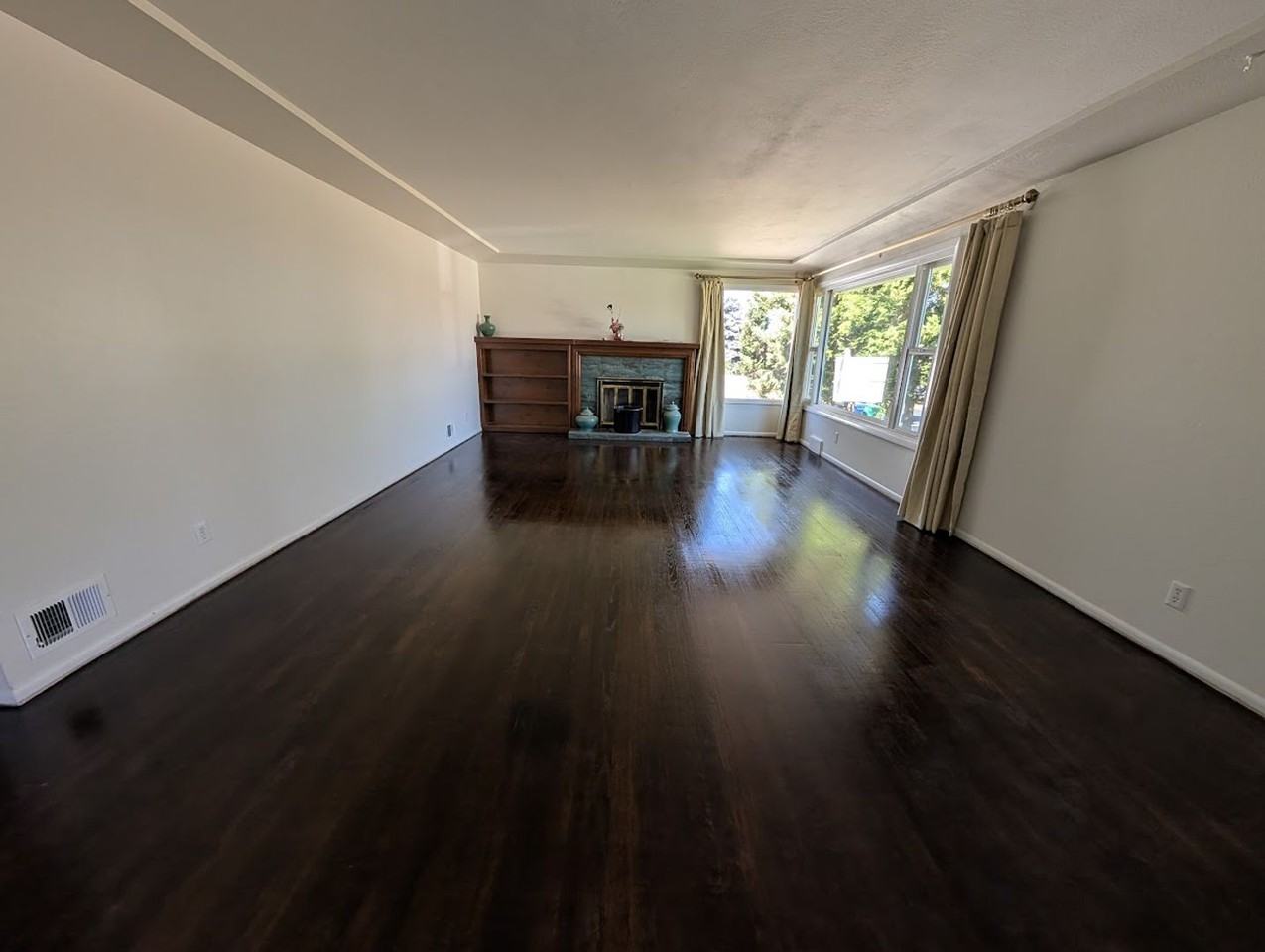 600 18th Ave - Photo 3 of 20