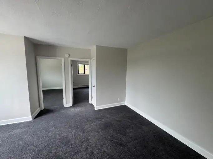 857 Mcgregor St #4 - Photo 3 of 13