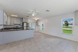 16599 Davis Rd - Photo 1 of 1