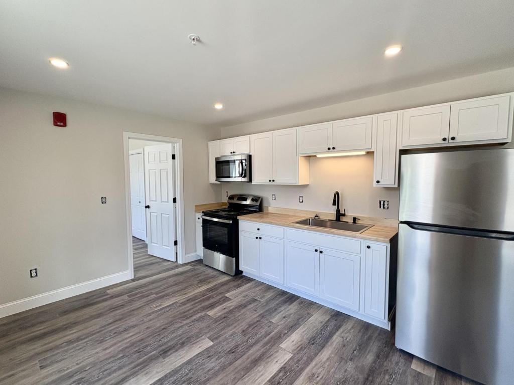 37 Cottage St Unit B