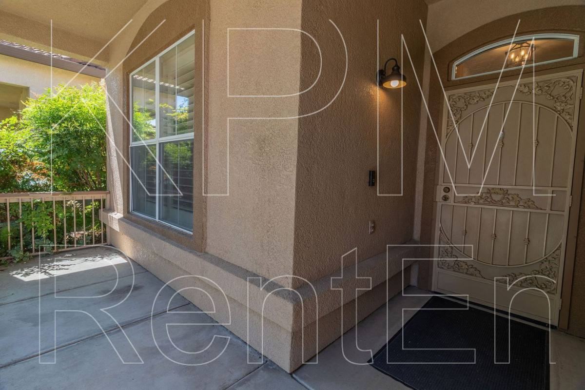 10314 Creek Trail Cir - Photo 3 of 10