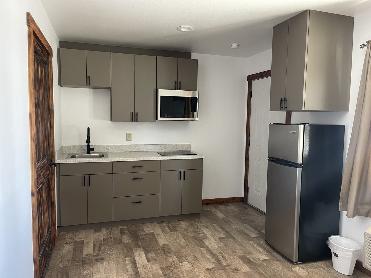 325 S Main St #2 - Photo 5 of 5