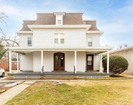 1304 Oak Ln #2E - Photo 1 of 1