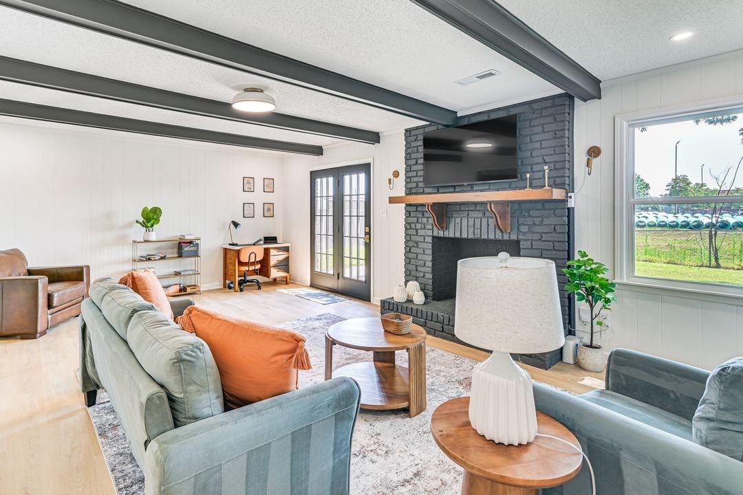 2704 Mctavish Ave Sw - Photo 4 of 10