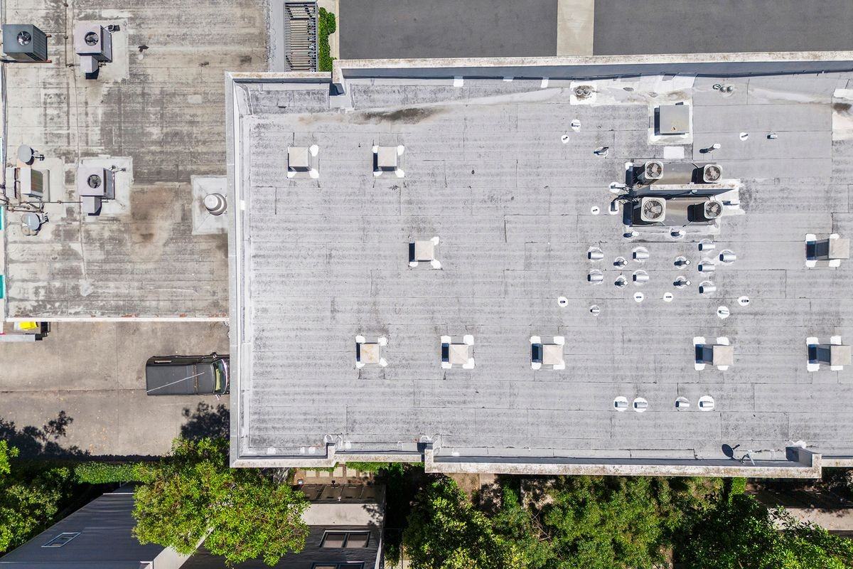 253 N Bush St - Photo 3 of 50