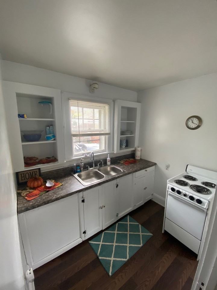 1801 Maryland Ave - Photo 3 of 15