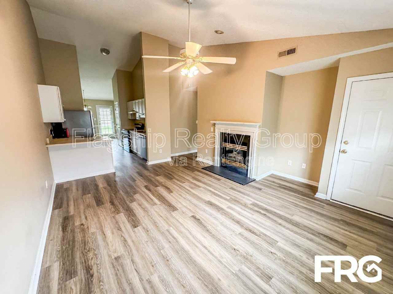 3311 Moseley Dr #B - Photo 4 of 48