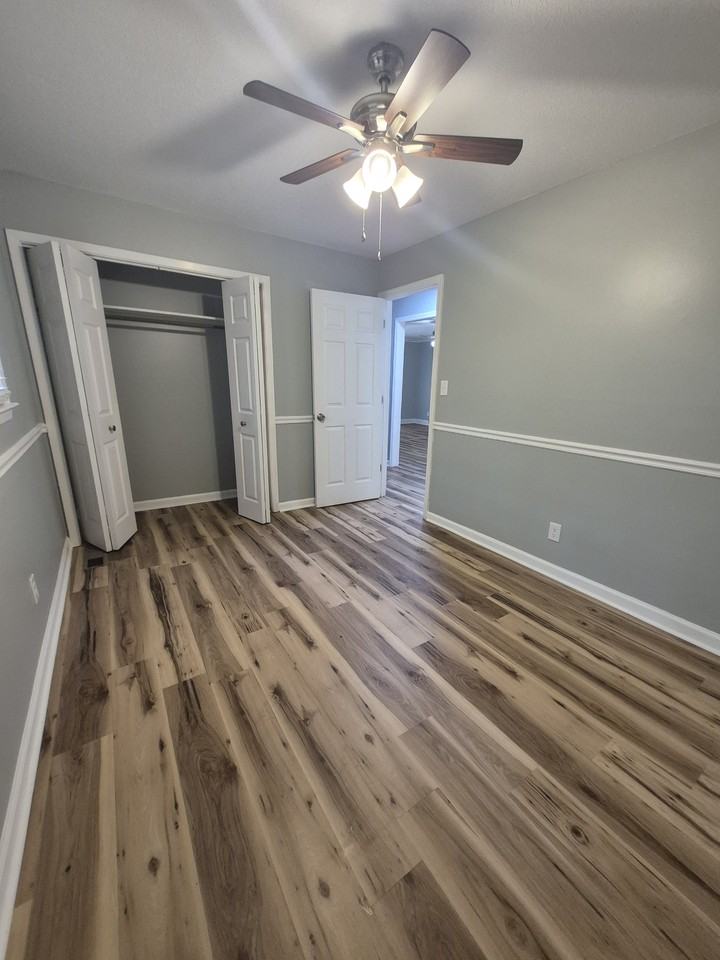 1713 Azalea Dr #2 - Photo 7 of 9