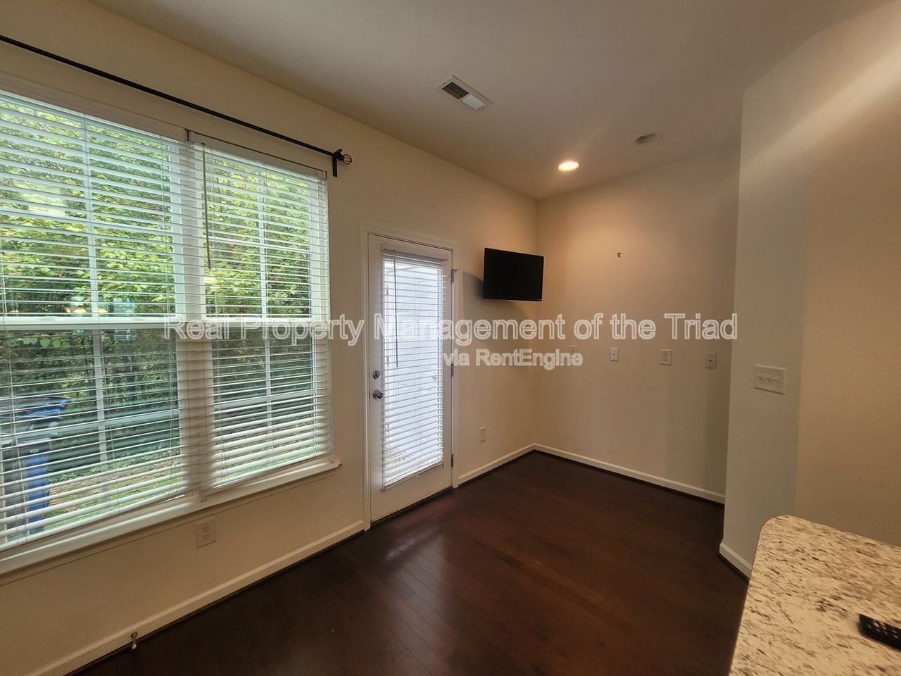 5328 Farm House Trl - Photo 6 of 18