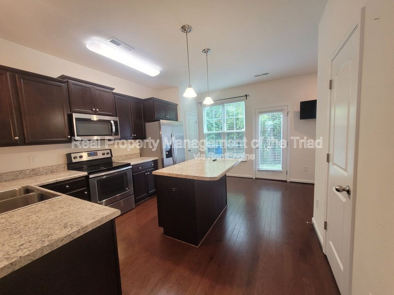 5328 Farm House Trl - Photo 3 of 18