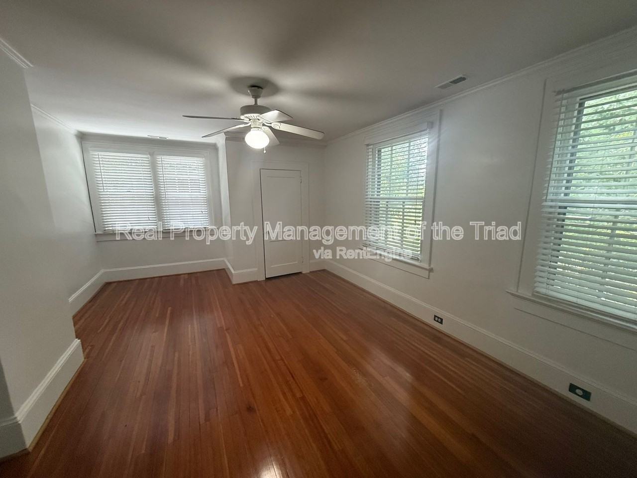 513 S Hawthorne Rd - Photo 7 of 20