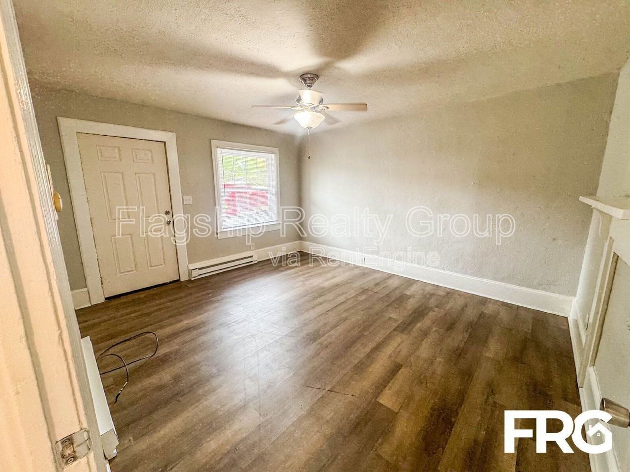 1002 W 6th St #A - Photo 5 of 28