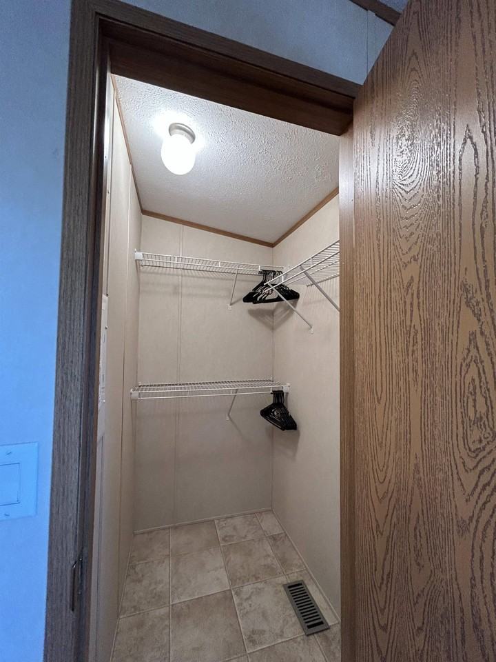 151 Meadow Lark Lane - Photo 3 of 21