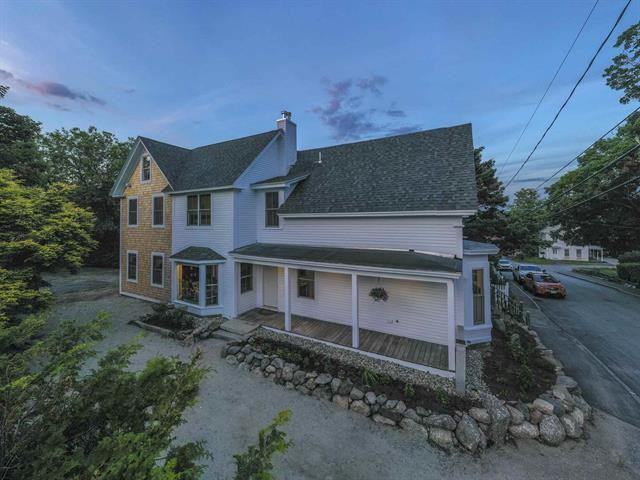 17 Lake St #1 - Photo 7 of 15