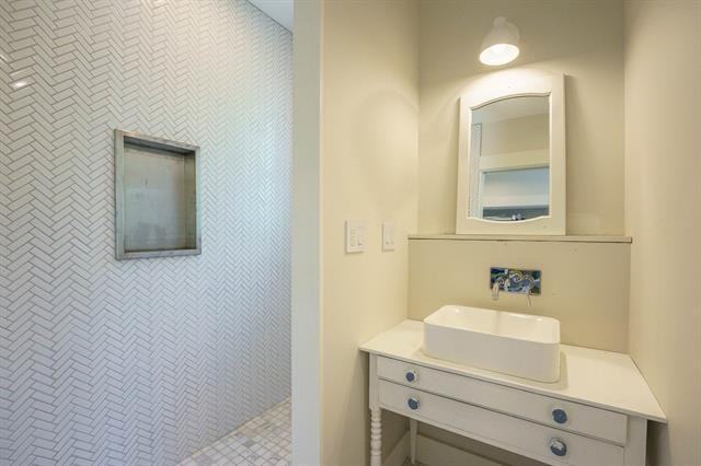 17 Lake Street #1 - Photo 5 of 15