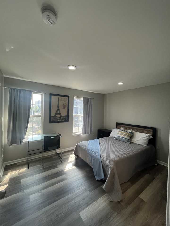 20 Ashby Ln - Photo 2 of 6