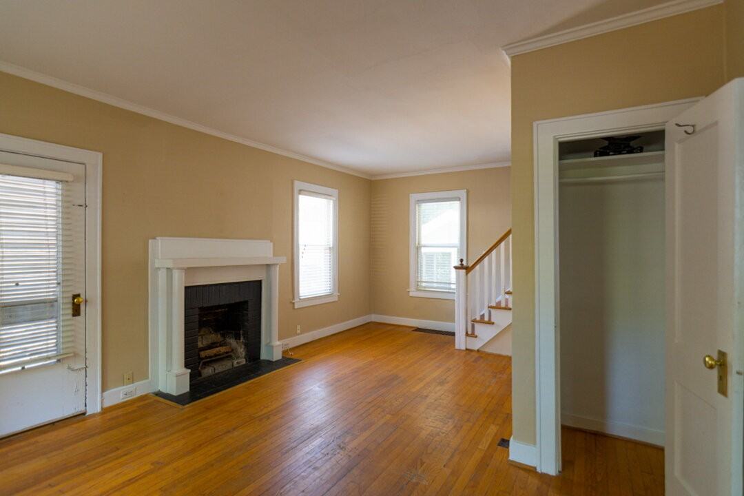 26 Bagwell Ave - Photo 4 of 50