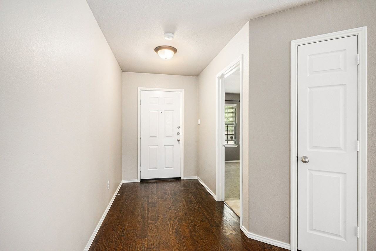 2308 Horseback Trl - Photo 3 of 25