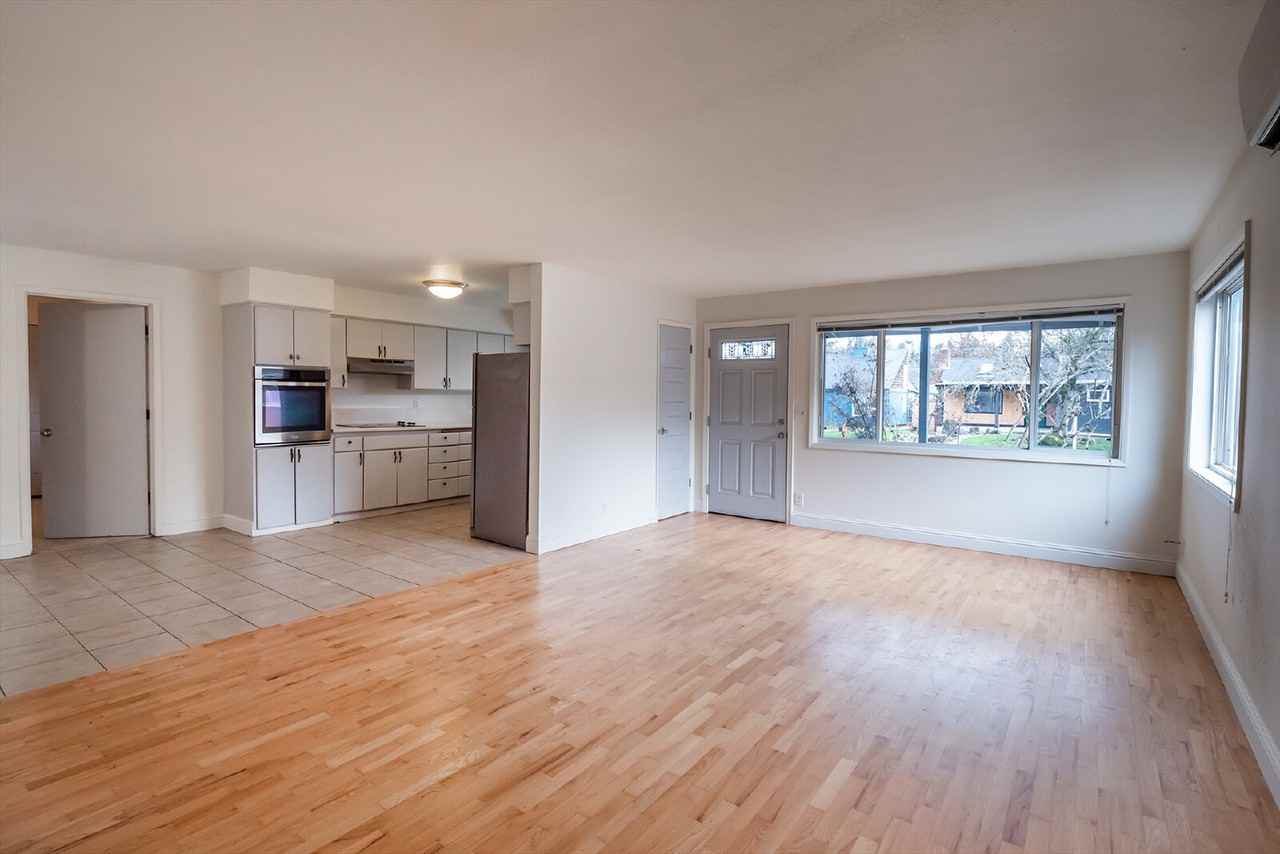 2670 Jackson St - Photo 2 of 22