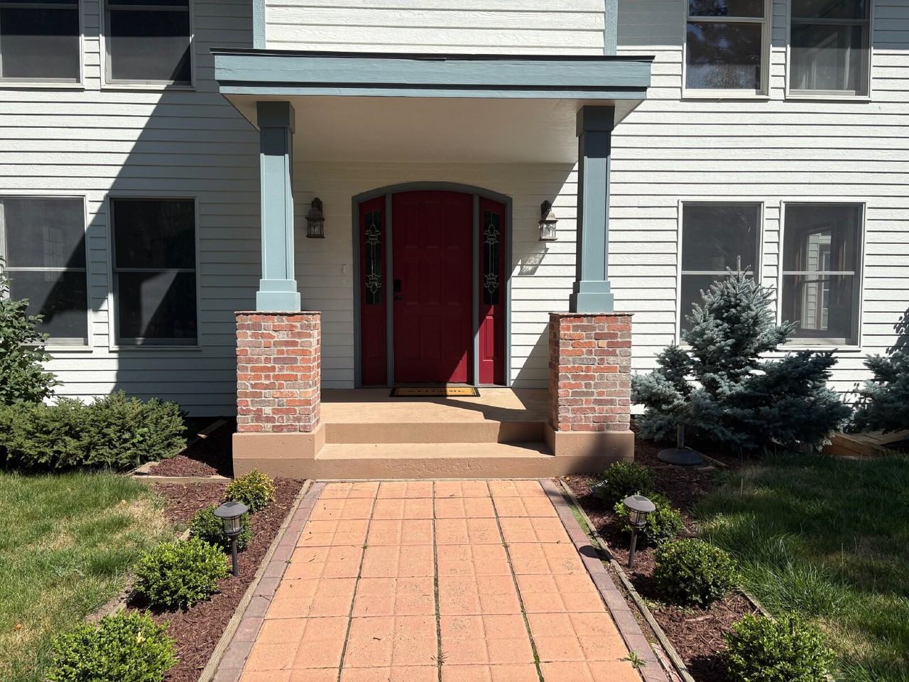 233 N Riding Rd - Photo 3 of 32